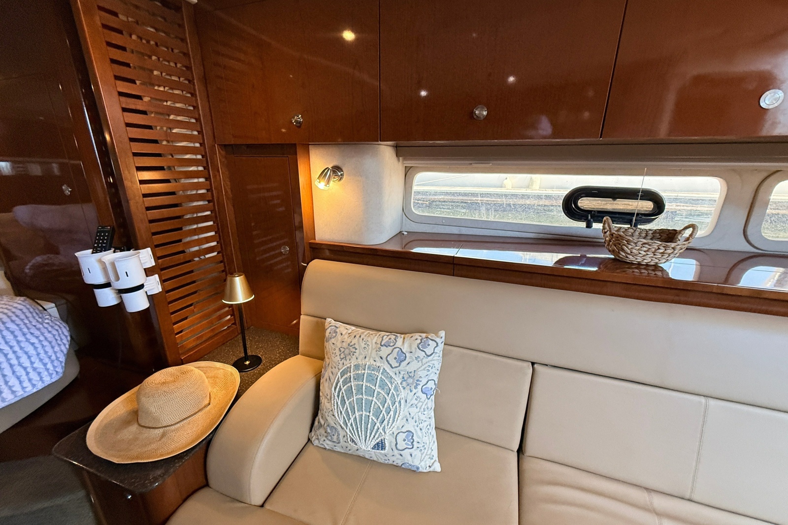 2013 Sea Ray Sundancer 370