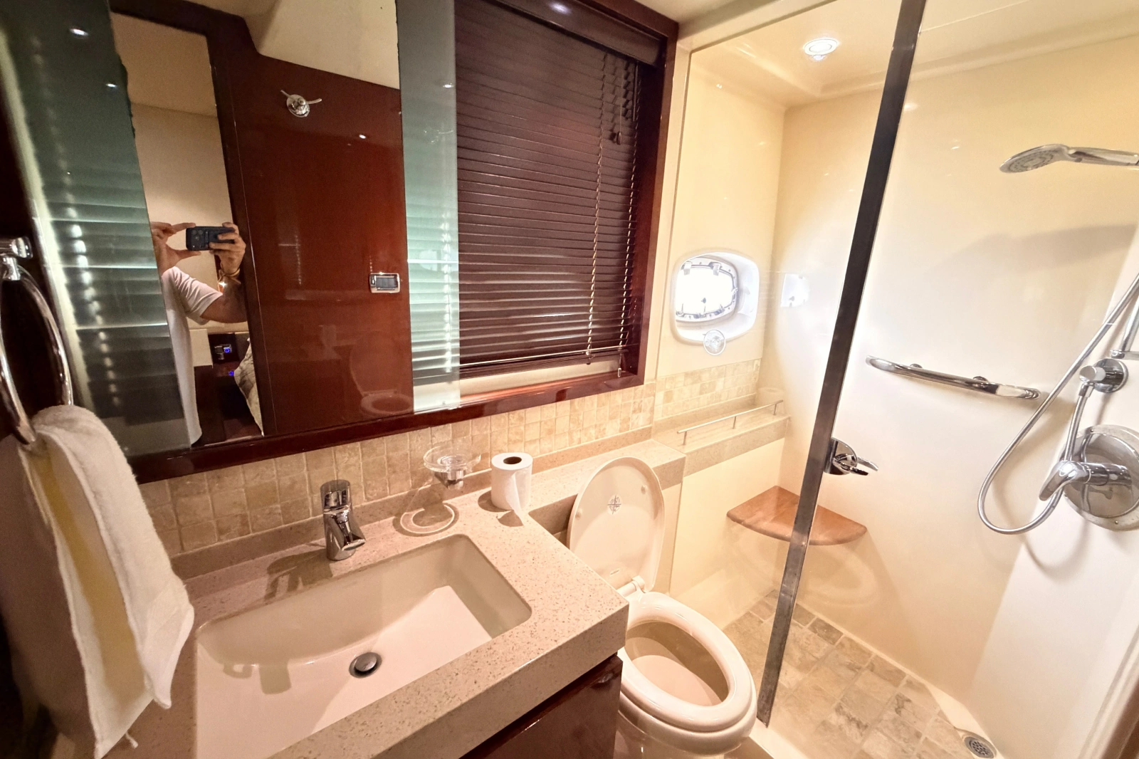 2010 Sea Ray Sundancer 540