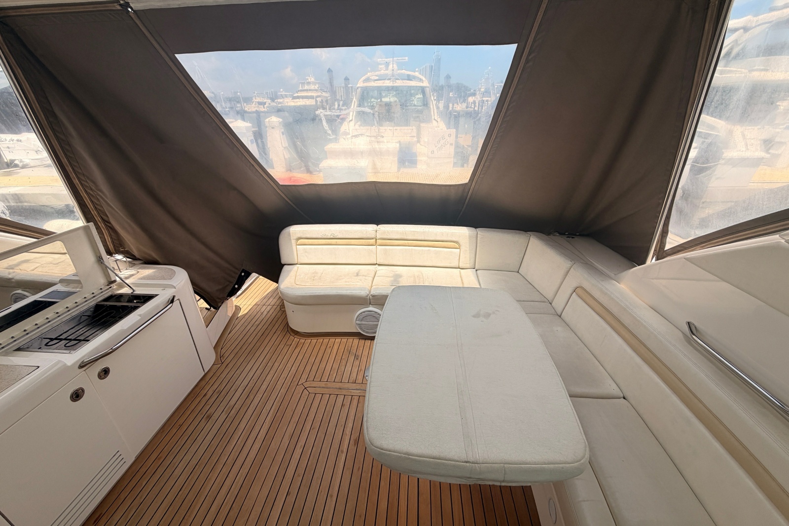 2010 Sea Ray Sundancer 540
