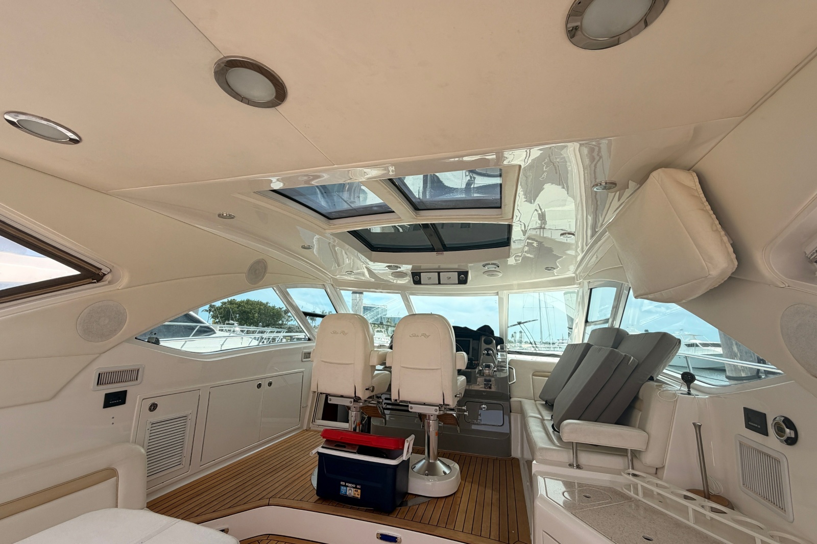 2010 Sea Ray Sundancer 540