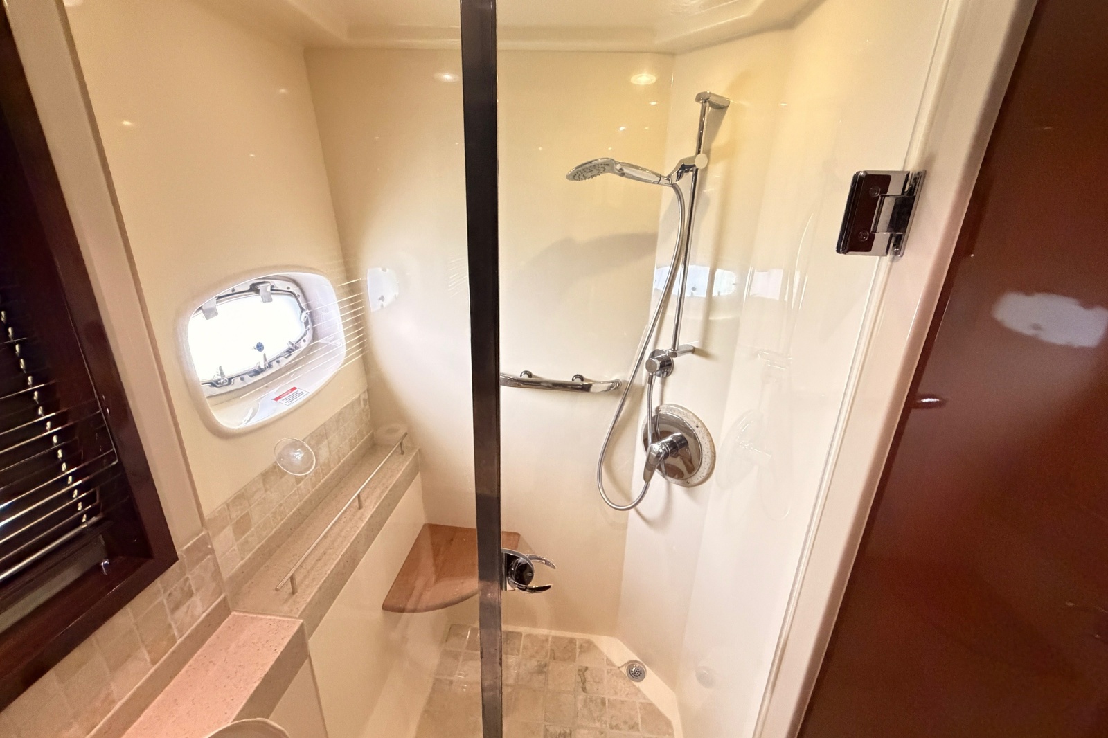 2010 Sea Ray Sundancer 540