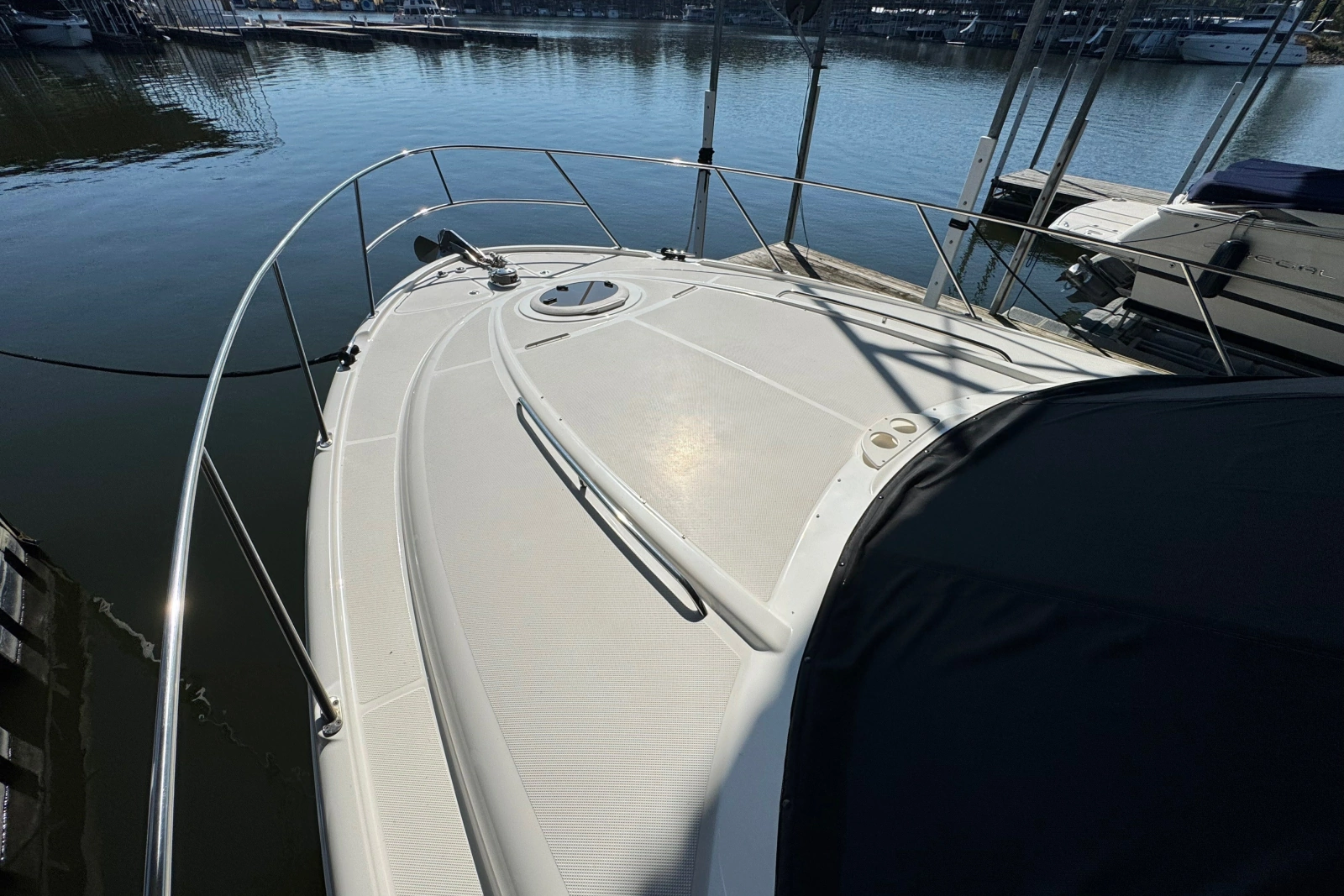 2008 Meridian 411 Sedan
