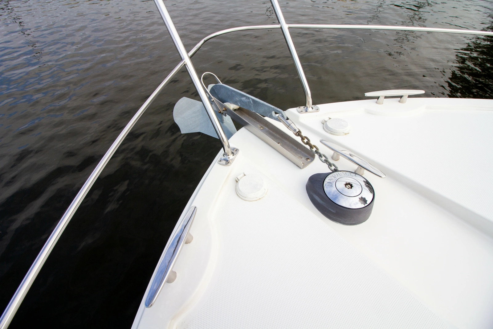 2006 Carver 33 Super Sport