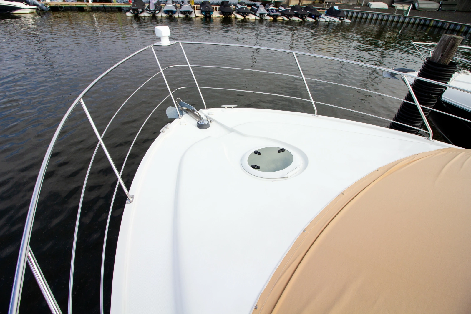 2006 Carver 33 Super Sport