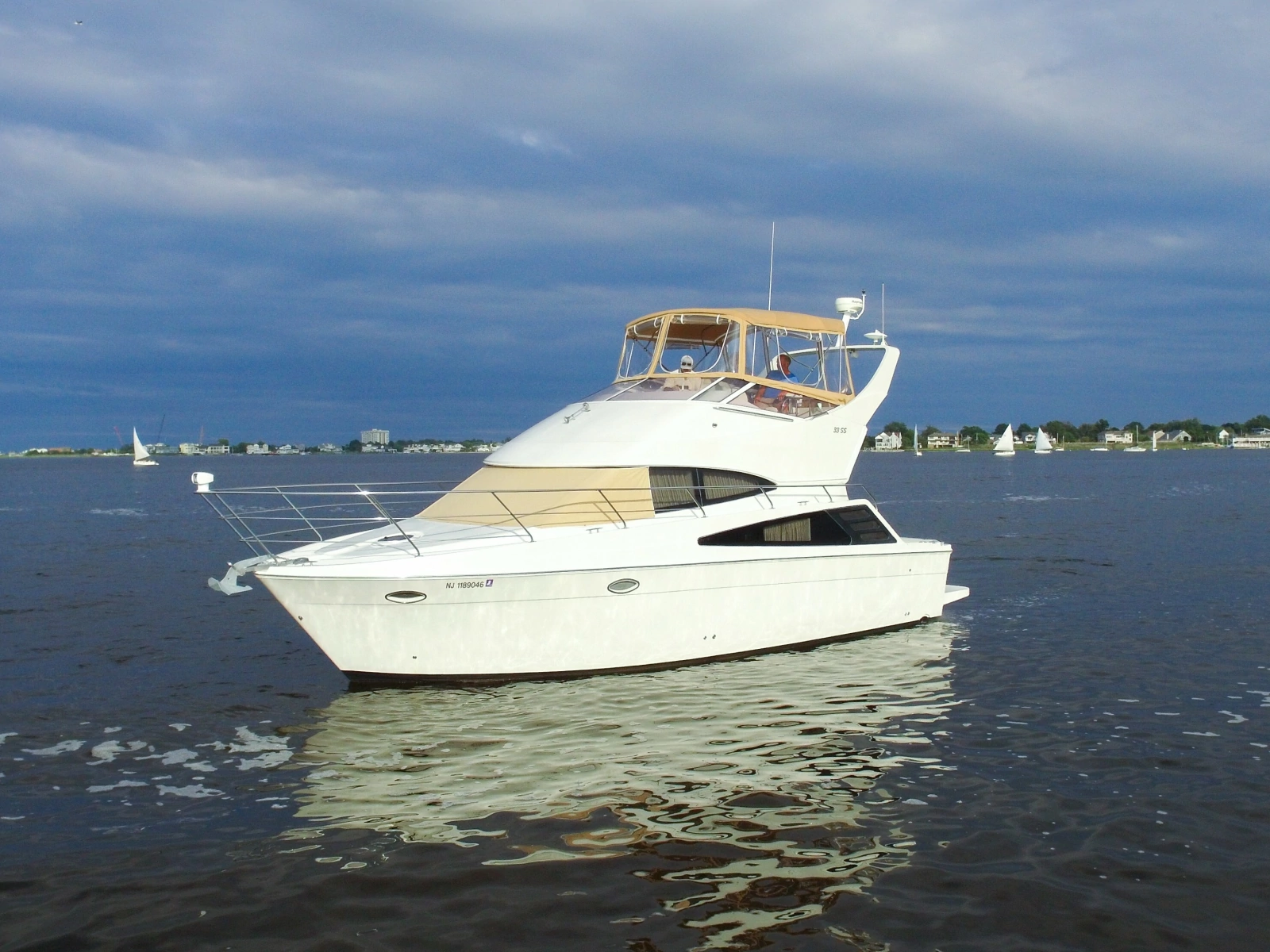2006 Carver 33 Super Sport