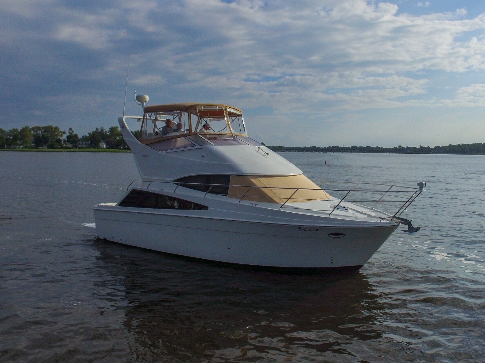 2006 Carver 33 Super Sport