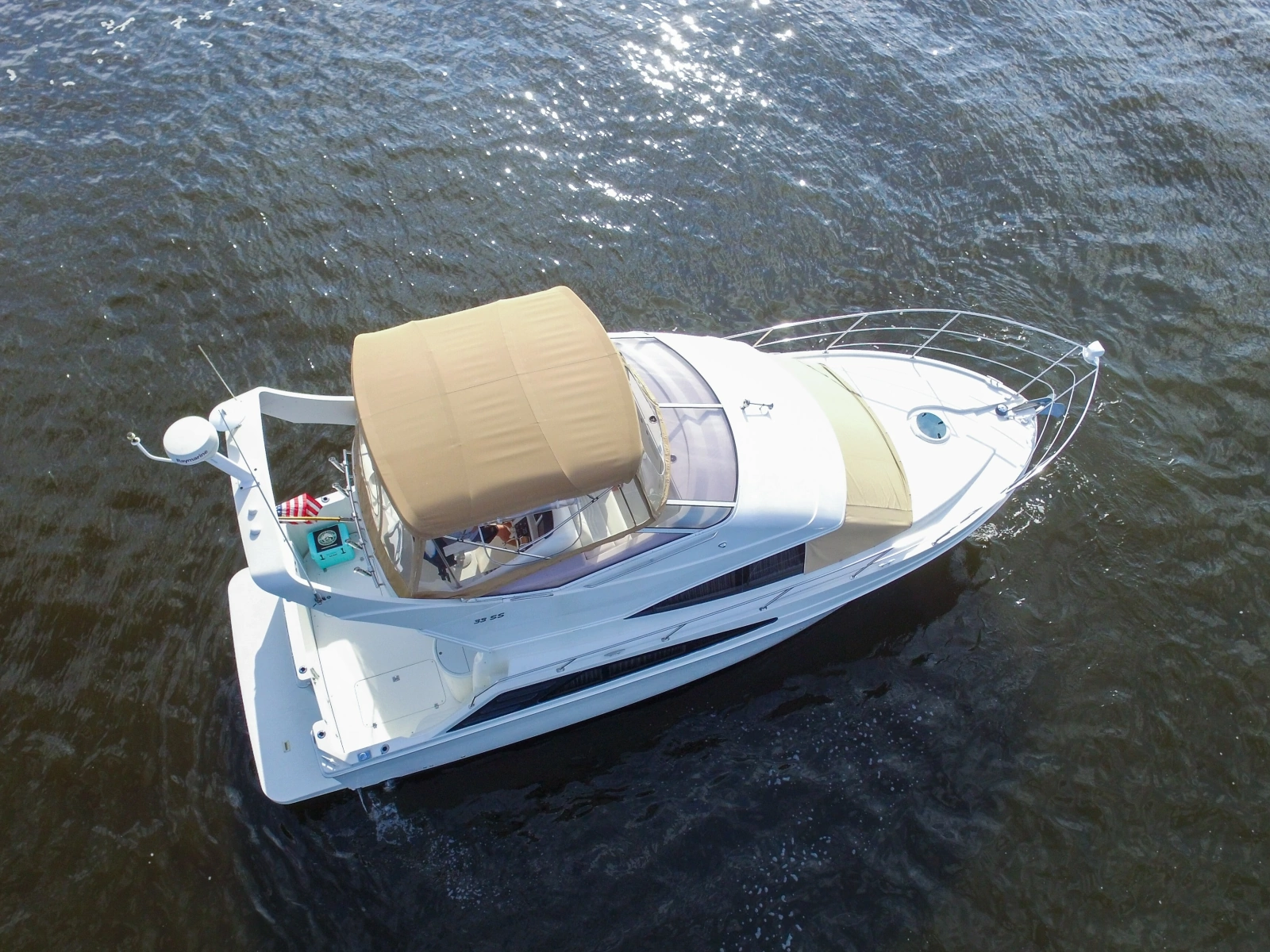 2006 Carver 33 Super Sport