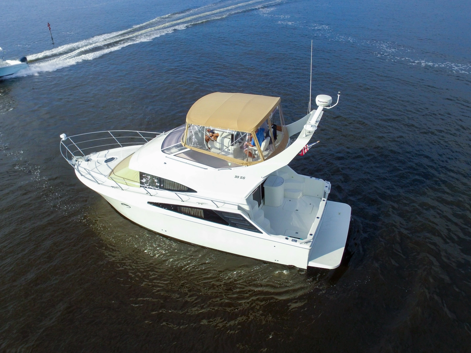 2006 Carver 33 Super Sport