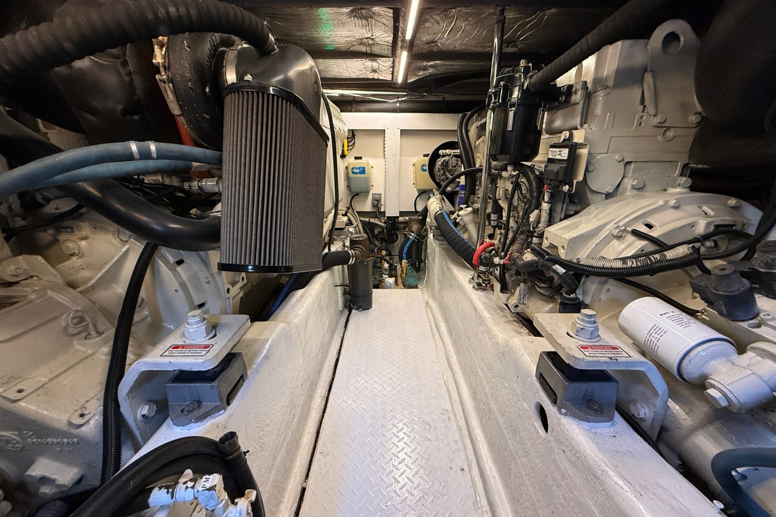 2005 Sea Ray 500 Sedan Bridge