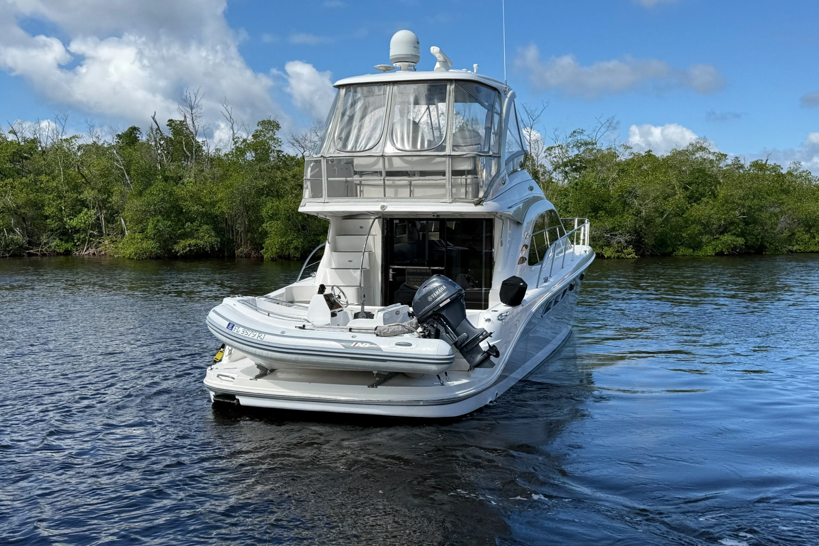 2005 Sea Ray 500 Sedan Bridge