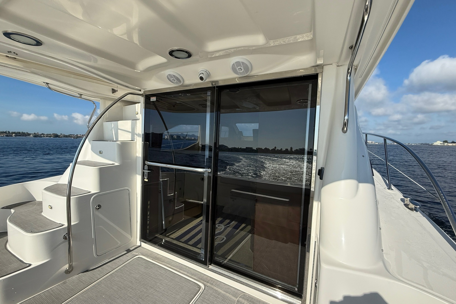 2005 Sea Ray 500 Sedan Bridge