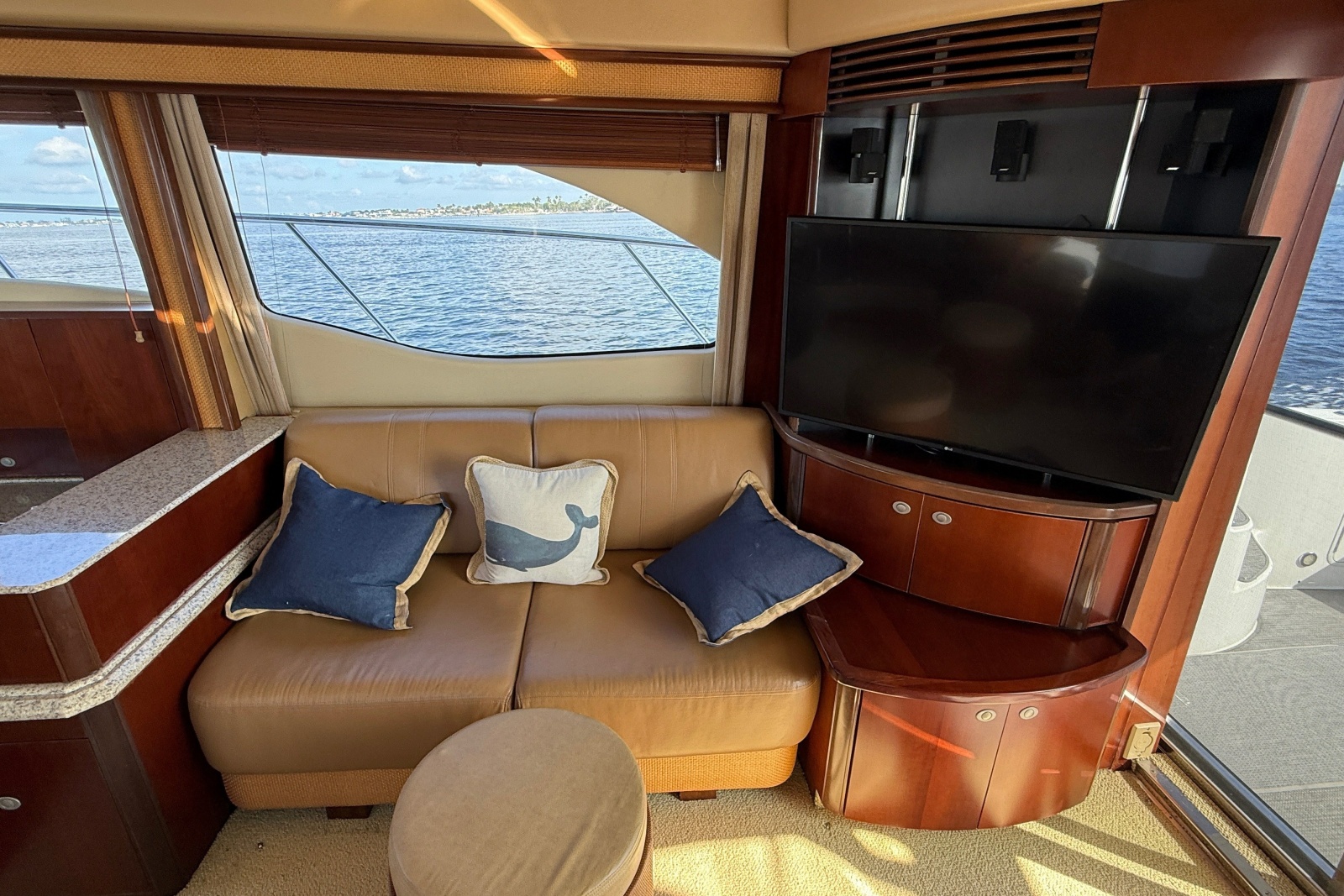 2005 Sea Ray 500 Sedan Bridge