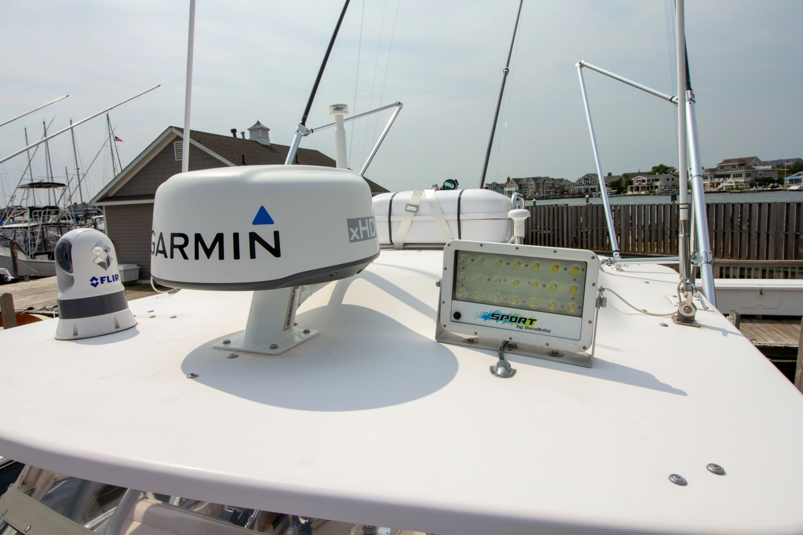 2004 Grady-White Marlin 300