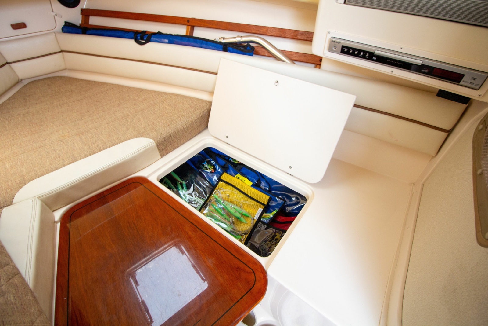2004 Grady-White Marlin 300