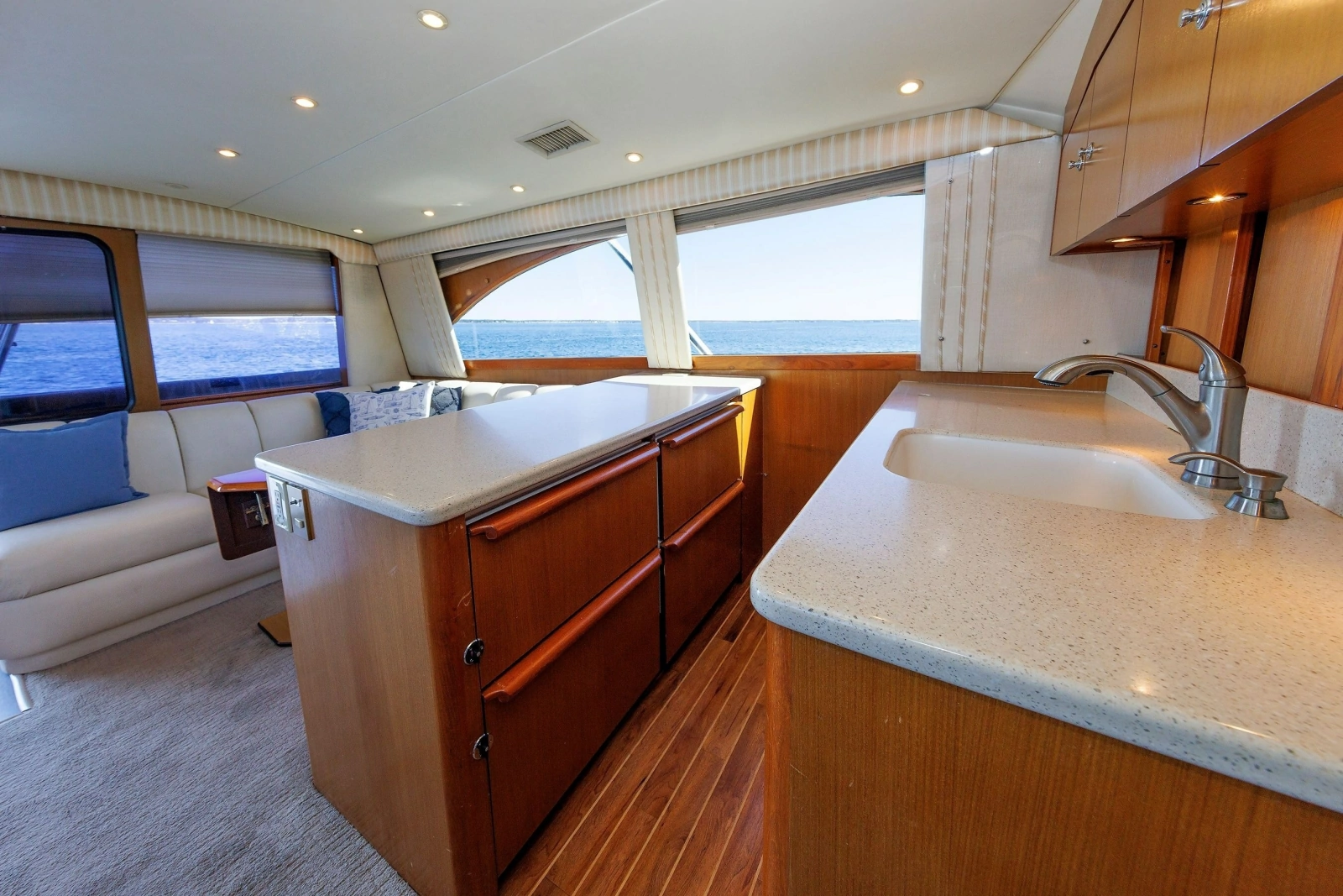 2004 Ocean Yachts 43 Super Sport