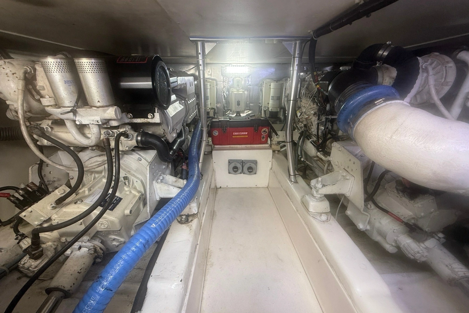 2004 Ocean Yachts 43 Super Sport