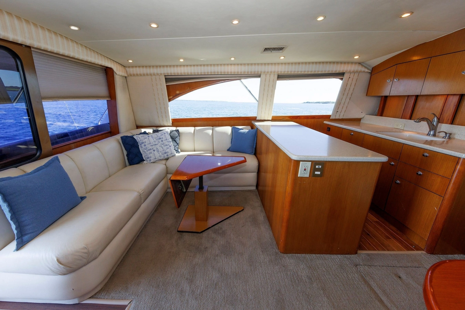 2004 Ocean Yachts 43 Super Sport