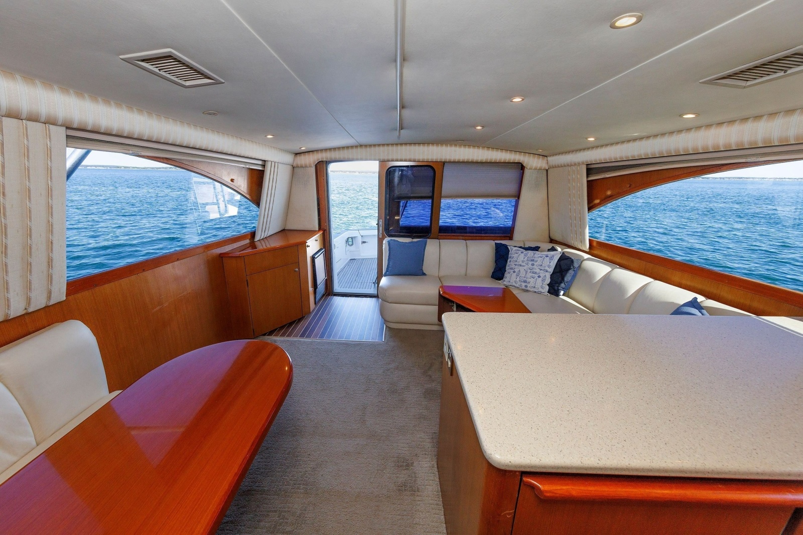 2004 Ocean Yachts 43 Super Sport
