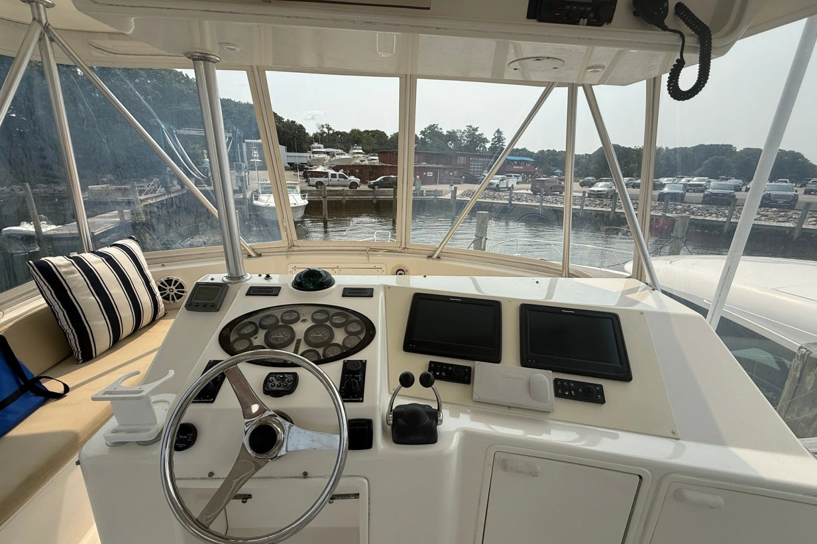 2004 Ocean Yachts 43 Super Sport