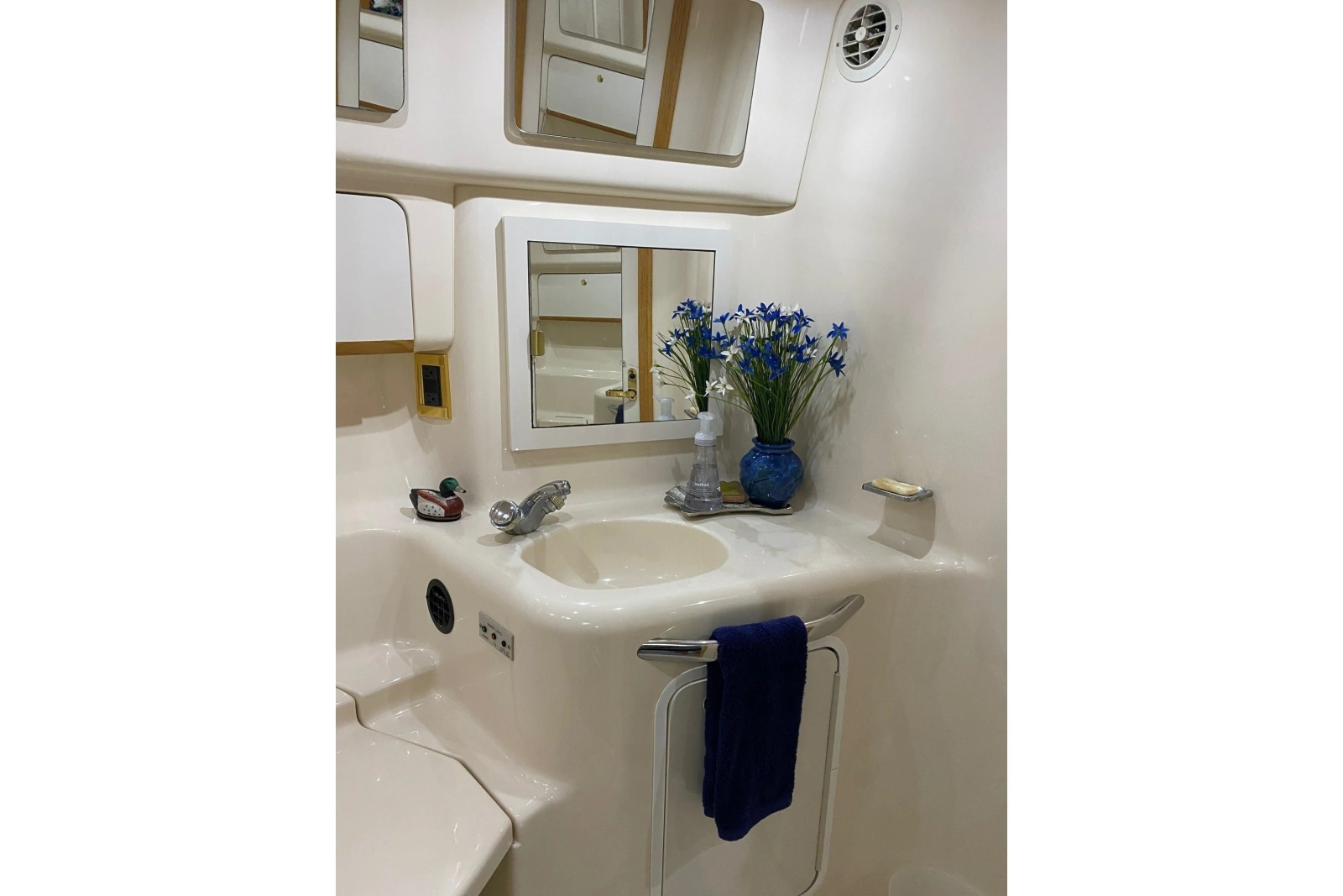 1997 Sea Ray 450 Sundancer