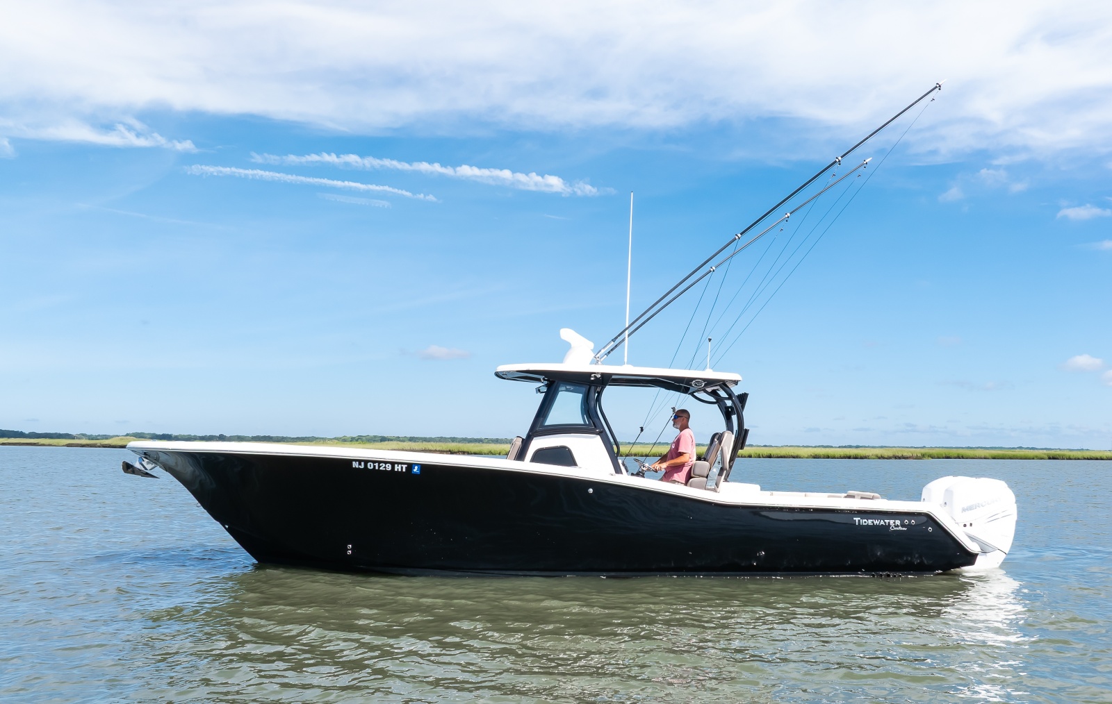 2023 Tidewater 320 CC Adventure