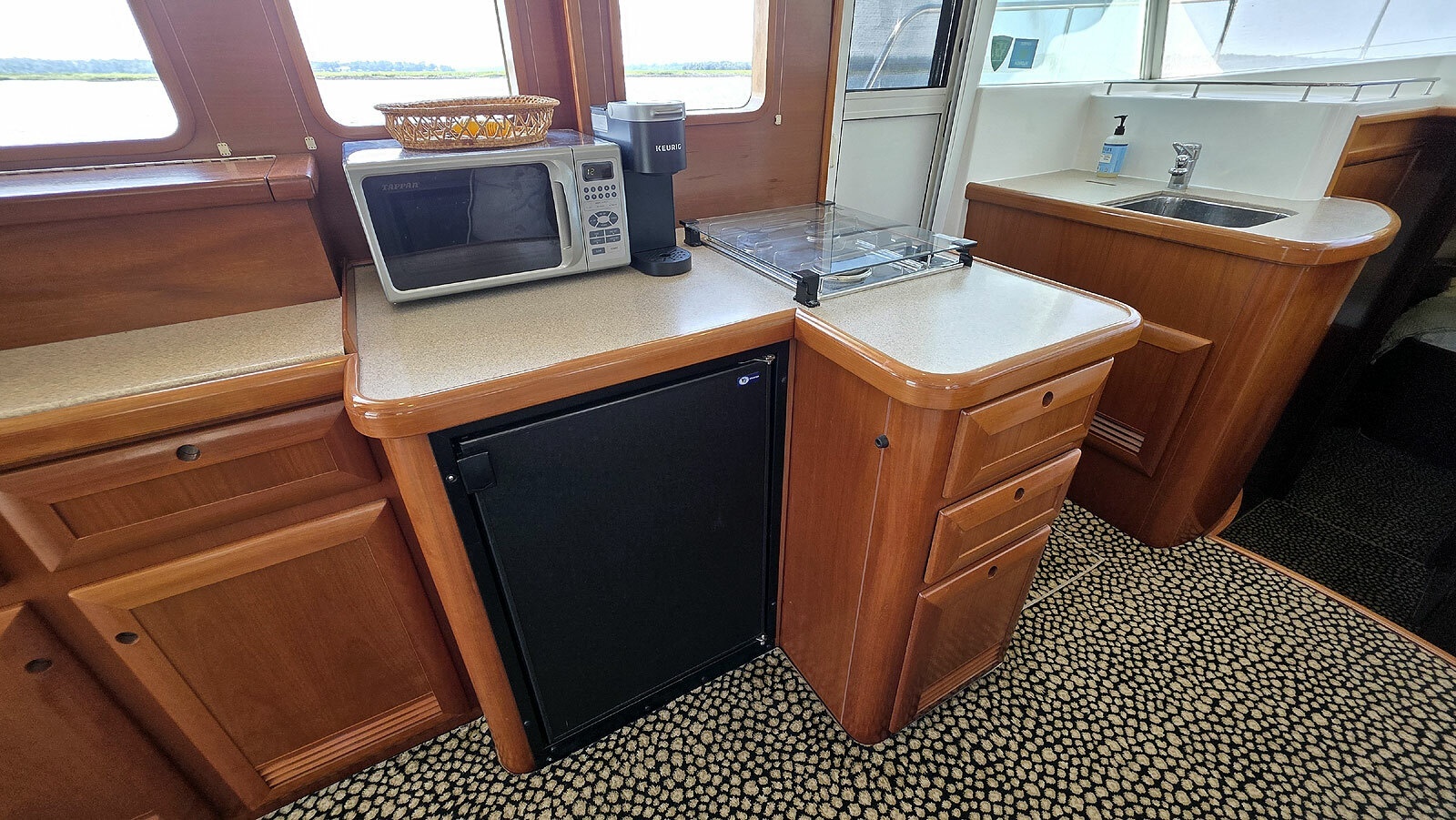 Main Cabin Galley