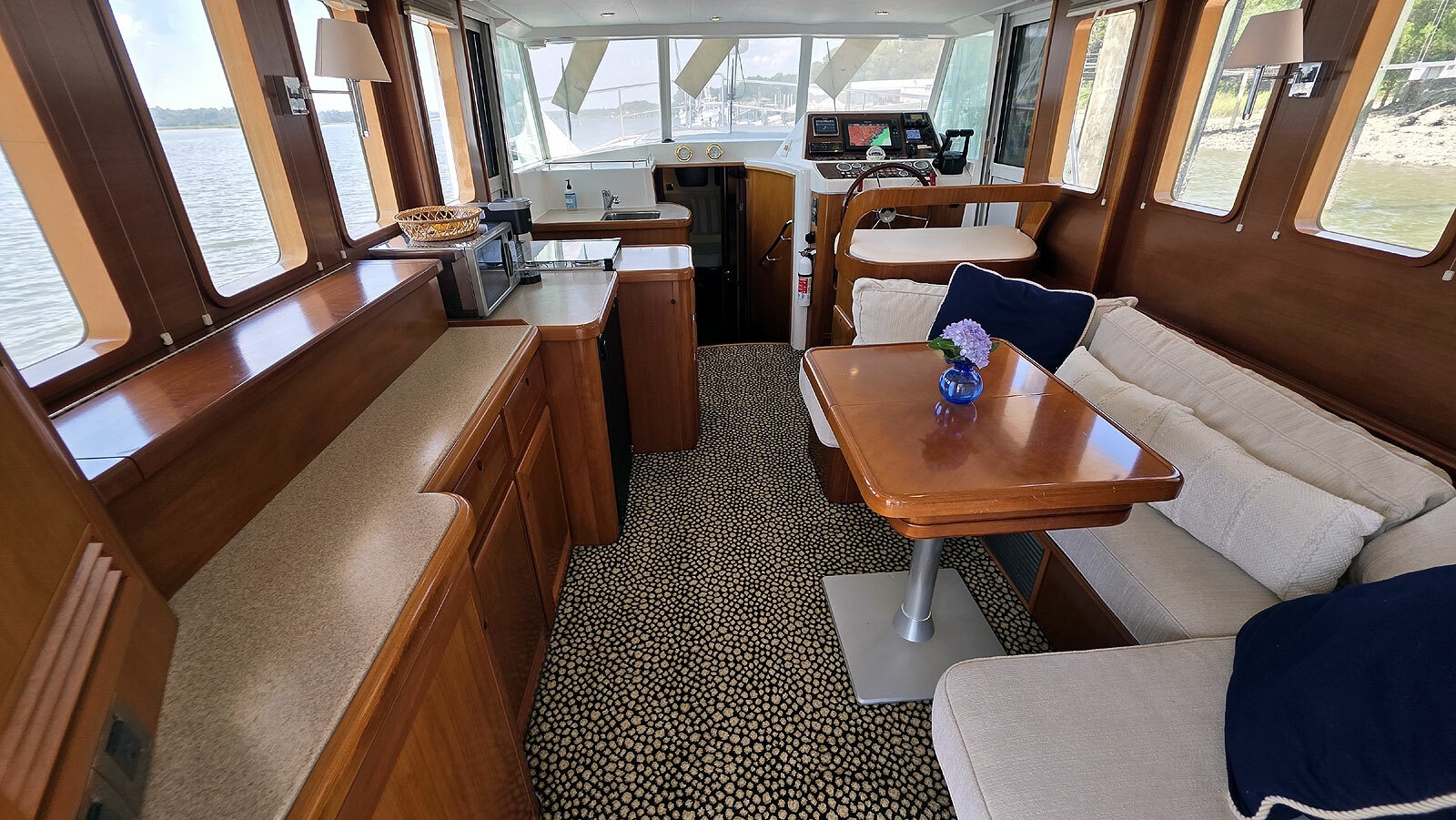 Main Cabin Forward