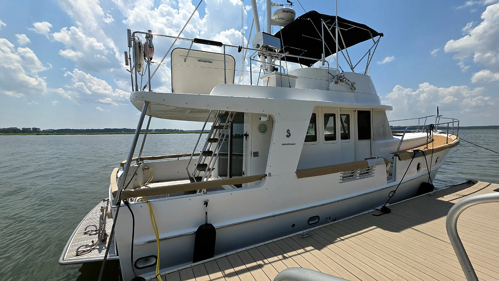 Starboard Stern Profile