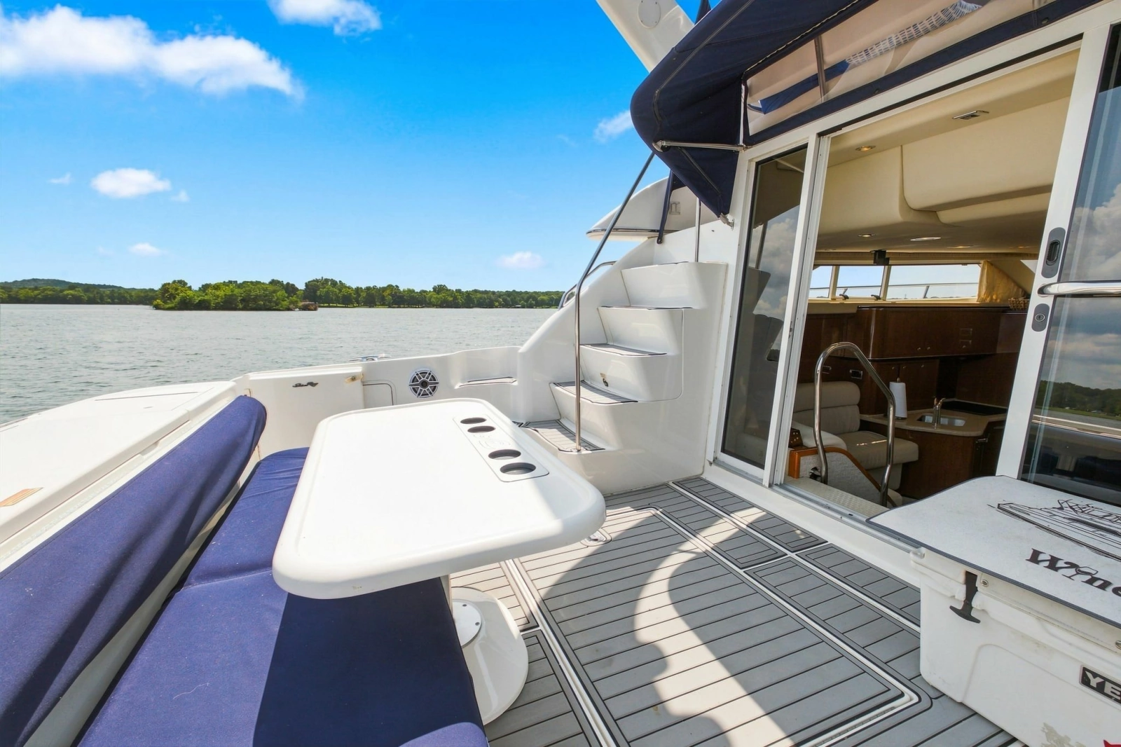 2003 Sea Ray 450 Express Bridge