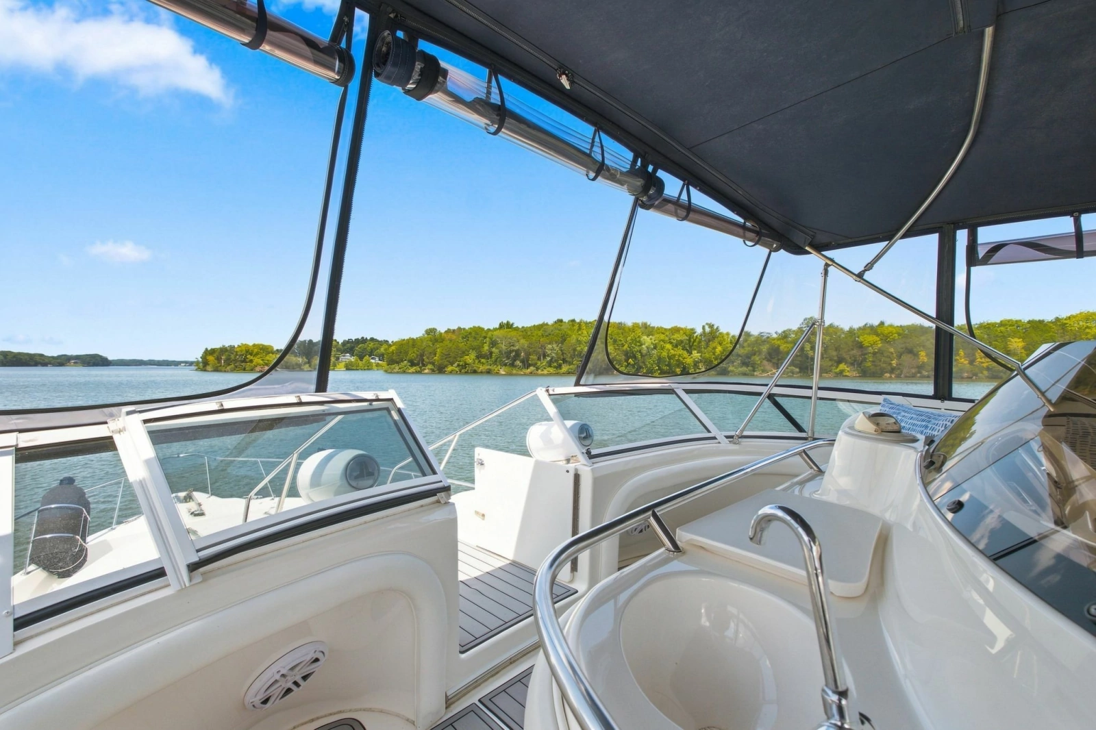 2003 Sea Ray 450 Express Bridge