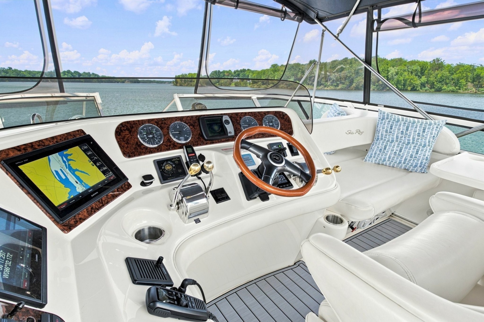 2003 Sea Ray 450 Express Bridge