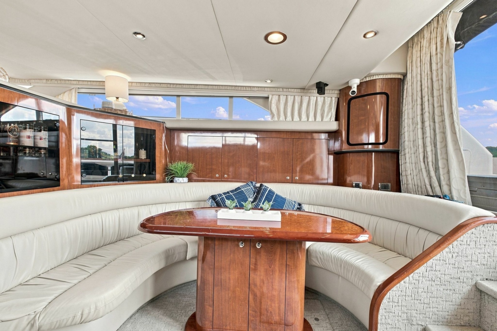 2003 Sea Ray 450 Express Bridge