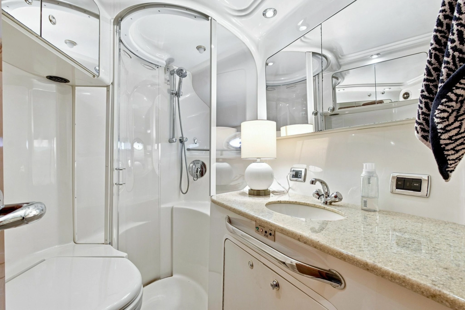 2003 Sea Ray 450 Express Bridge