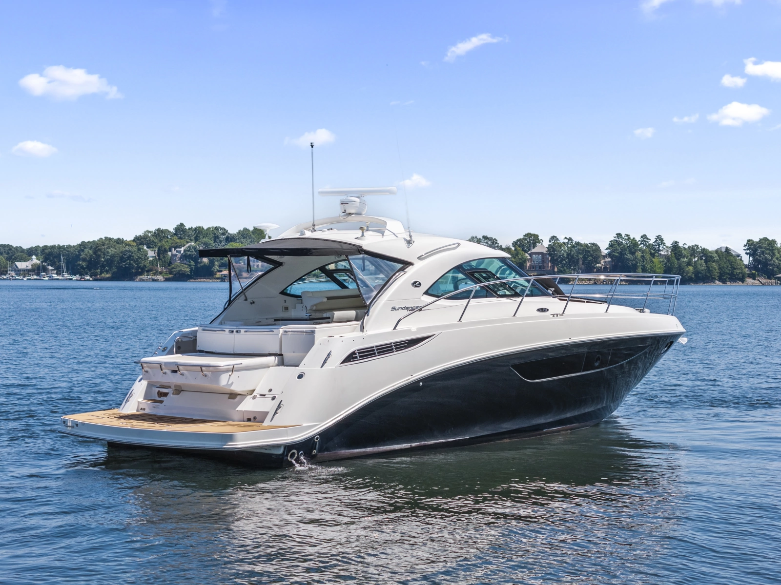 2013 Sea Ray 410 Sundancer