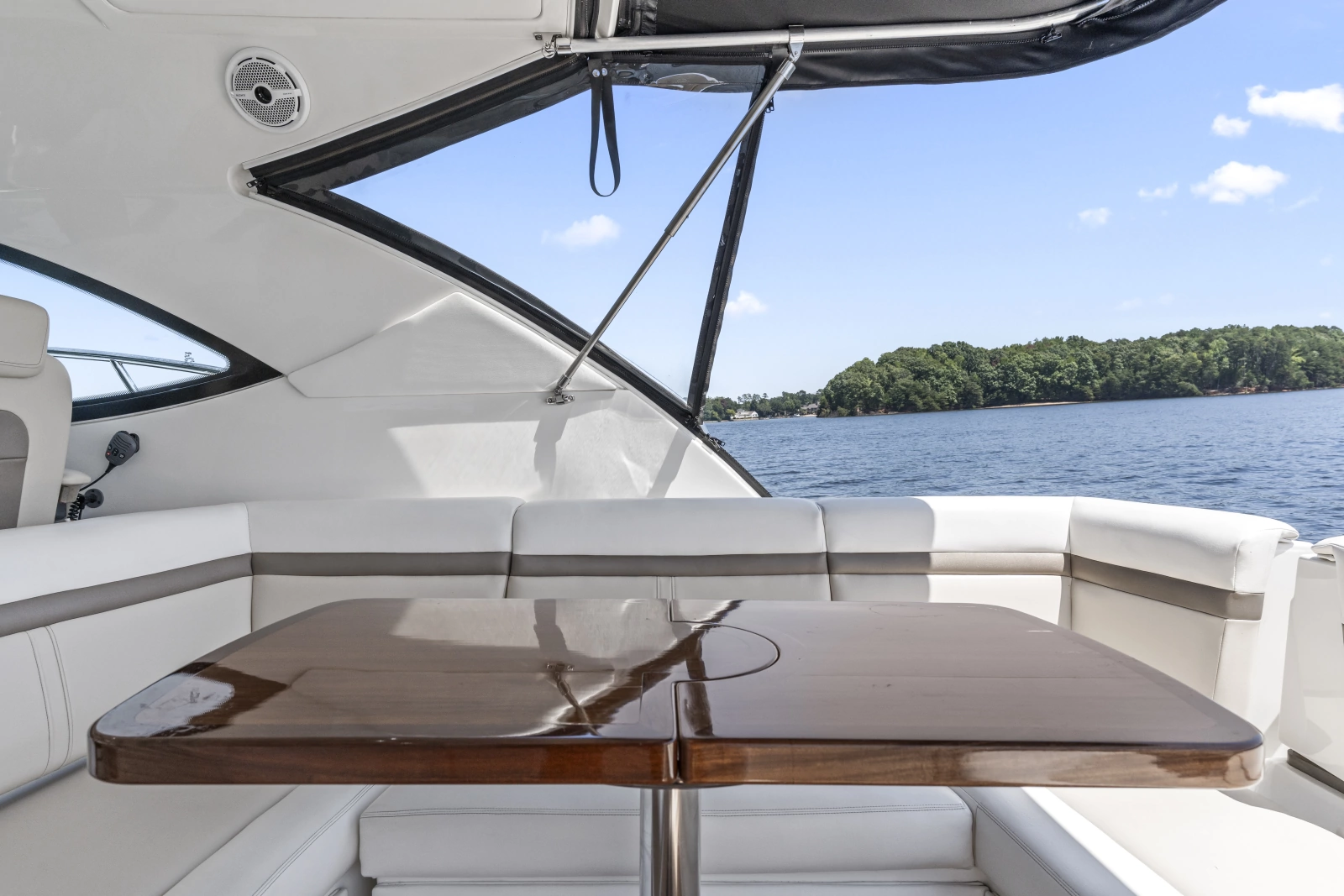 2013 Sea Ray 410 Sundancer