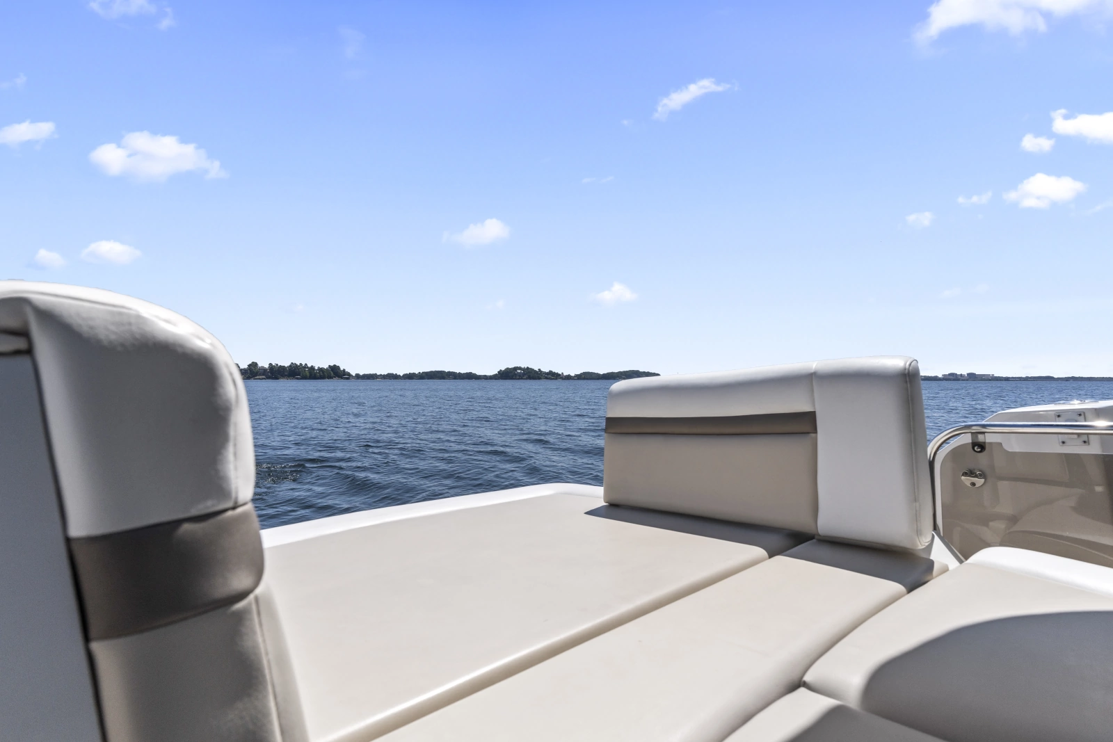 2013 Sea Ray 410 Sundancer