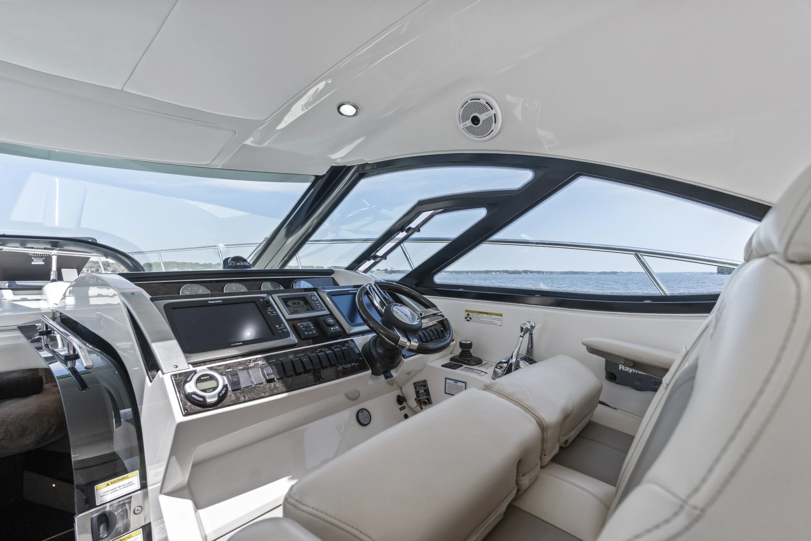 2013 Sea Ray 410 Sundancer