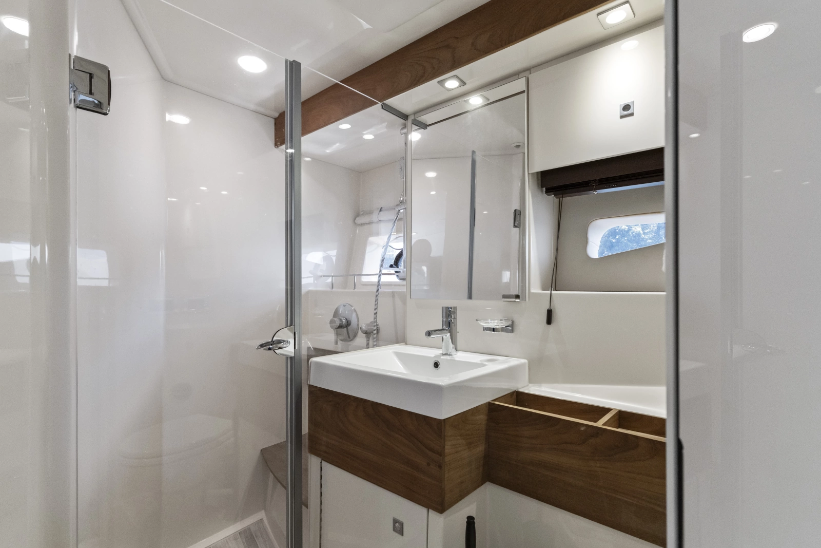 2013 Sea Ray 410 Sundancer
