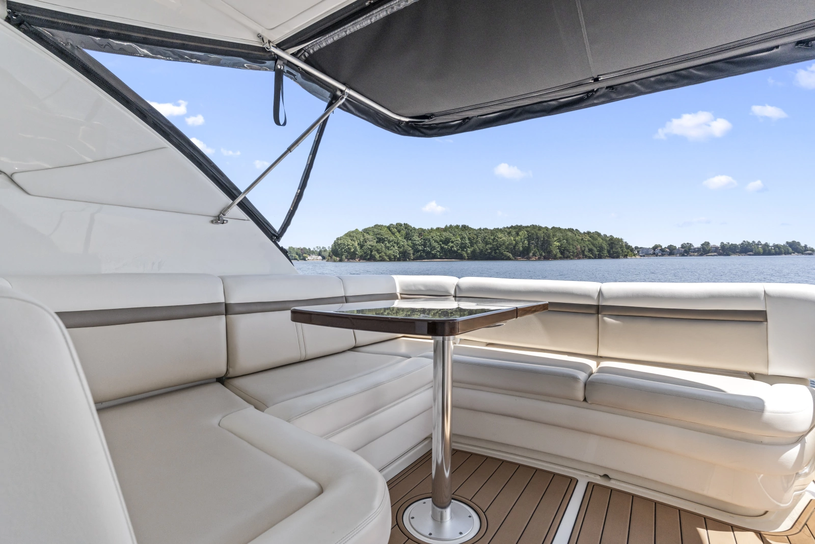 2013 Sea Ray 410 Sundancer