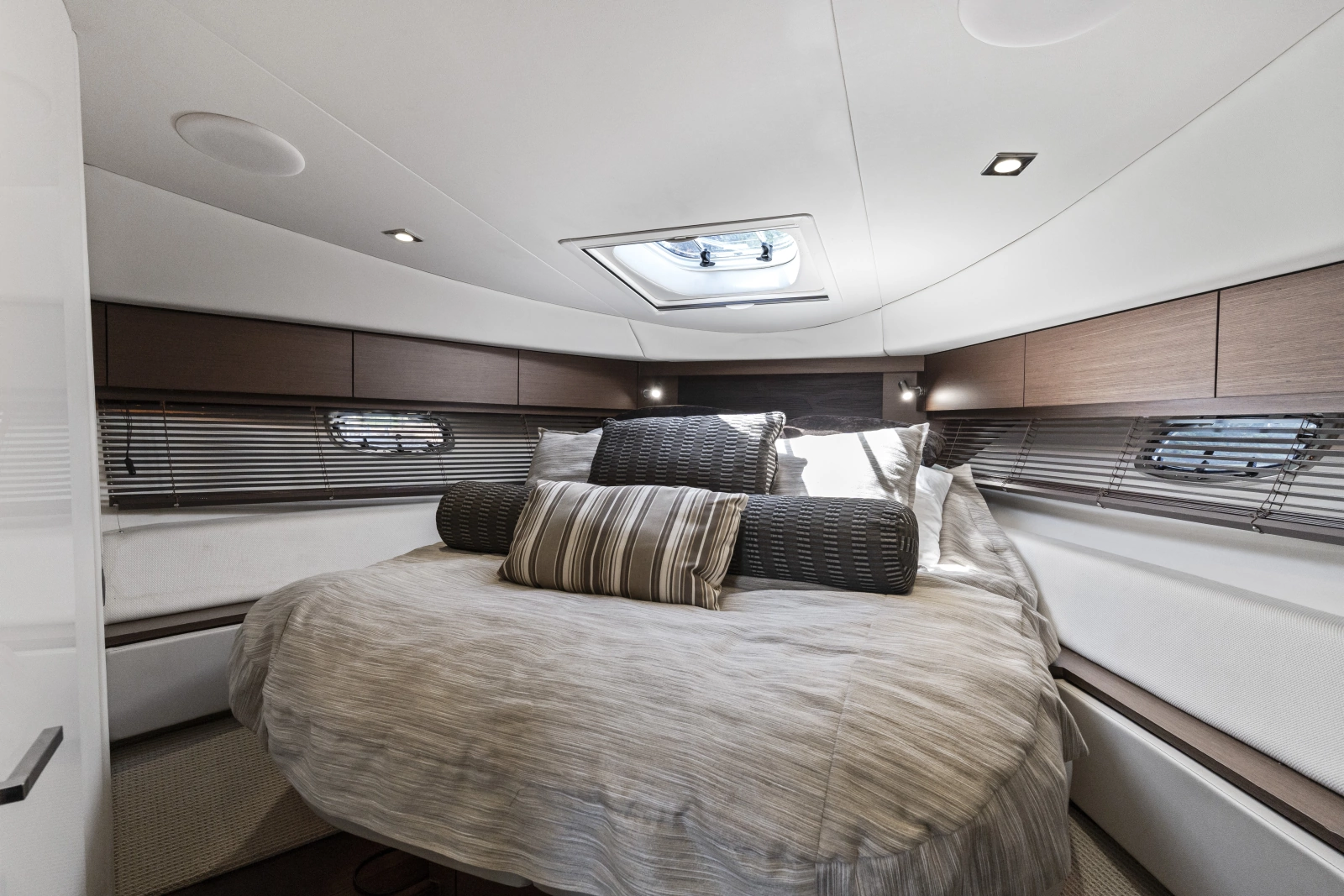 2013 Sea Ray 410 Sundancer