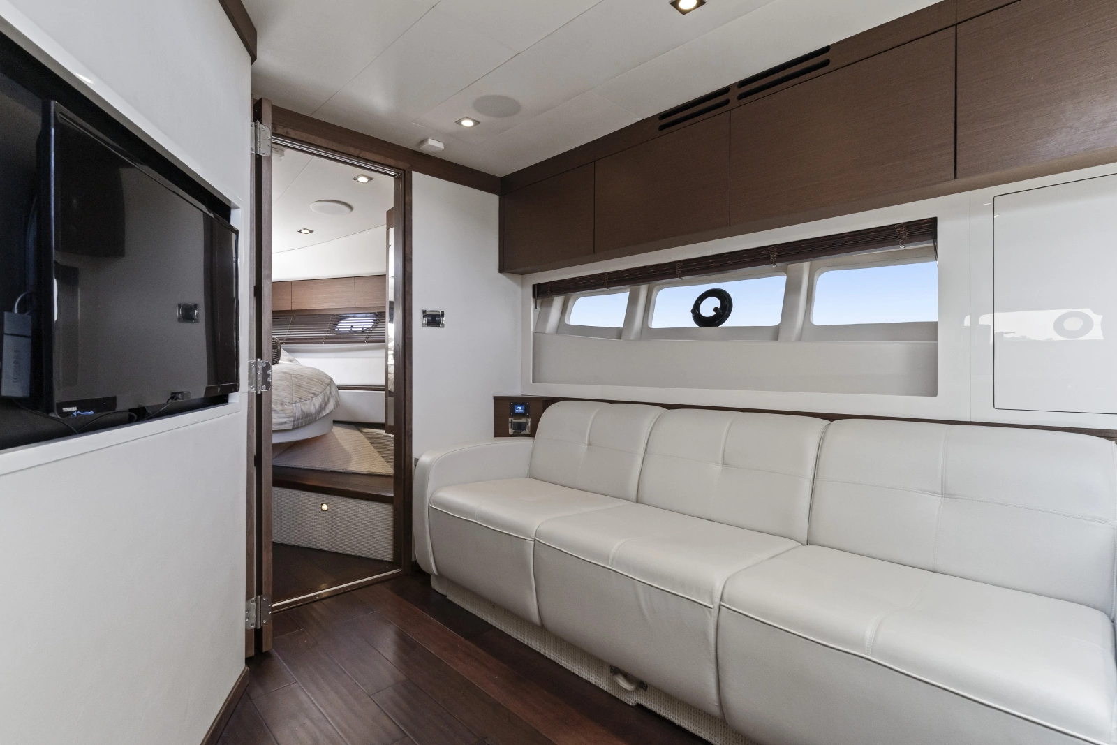 2013 Sea Ray 410 Sundancer