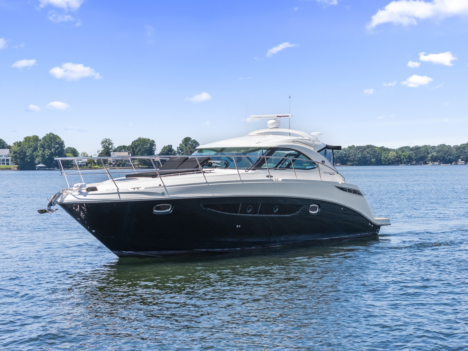 2013 Sea Ray 410 Sundancer