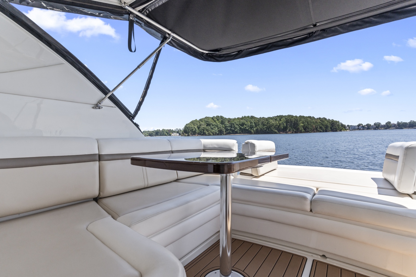 2013 Sea Ray 410 Sundancer