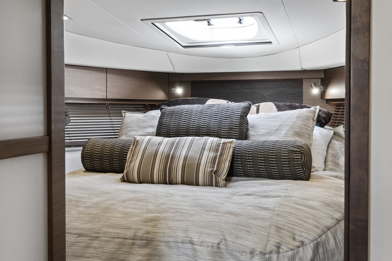 2013 Sea Ray 410 Sundancer