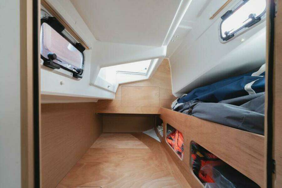 2027 Jeanneau Sun Odyssey 350
