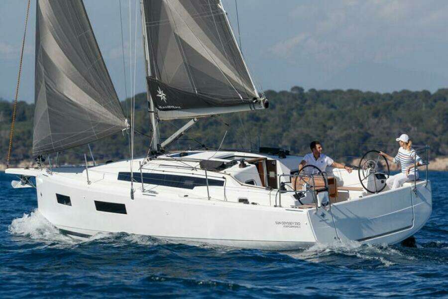 2027 Jeanneau Sun Odyssey 350