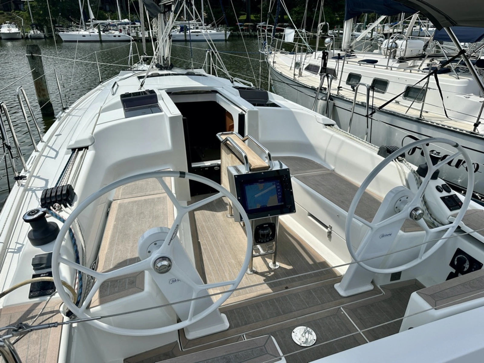 2021 Hanse 348