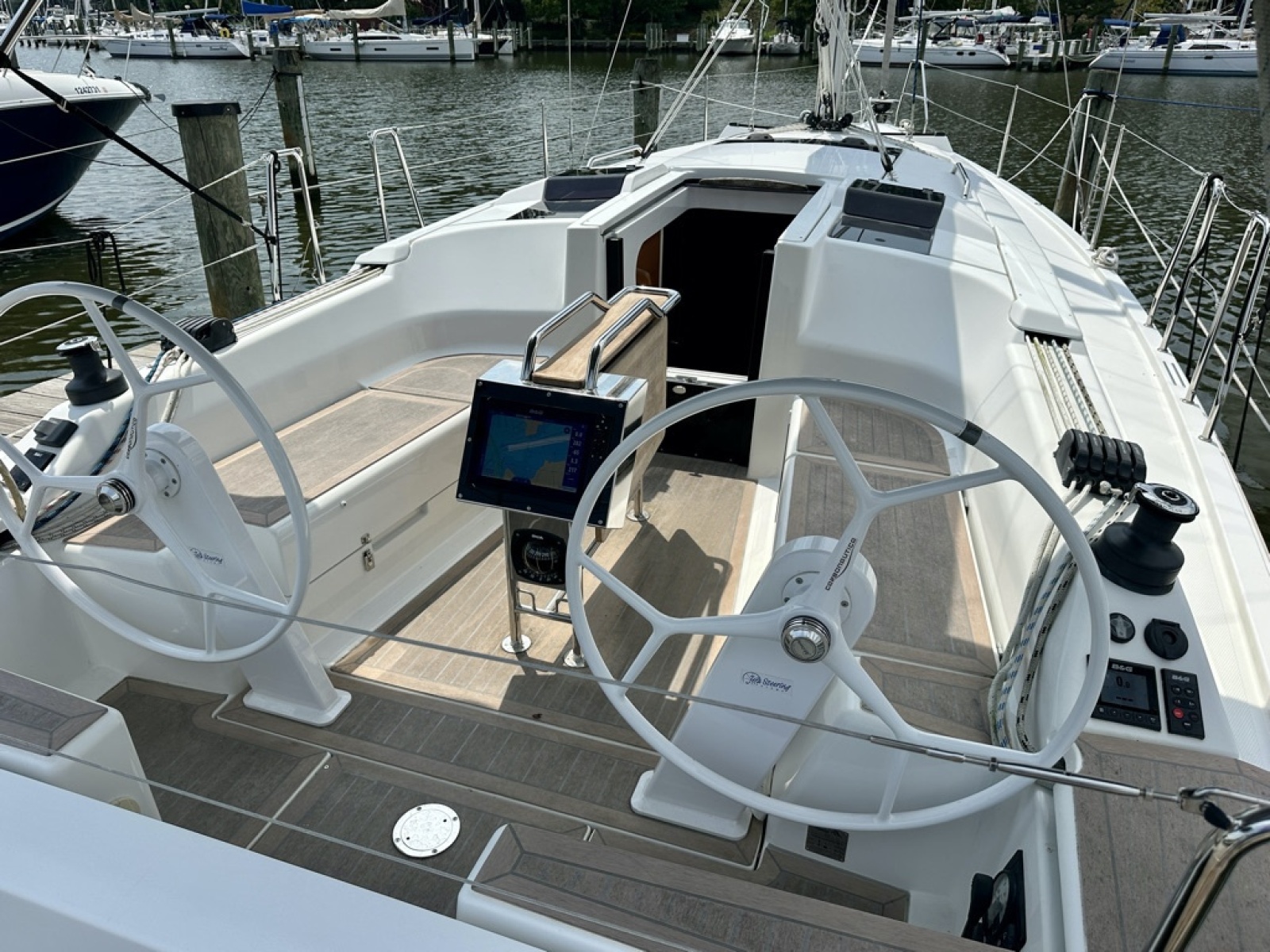 2021 Hanse 348