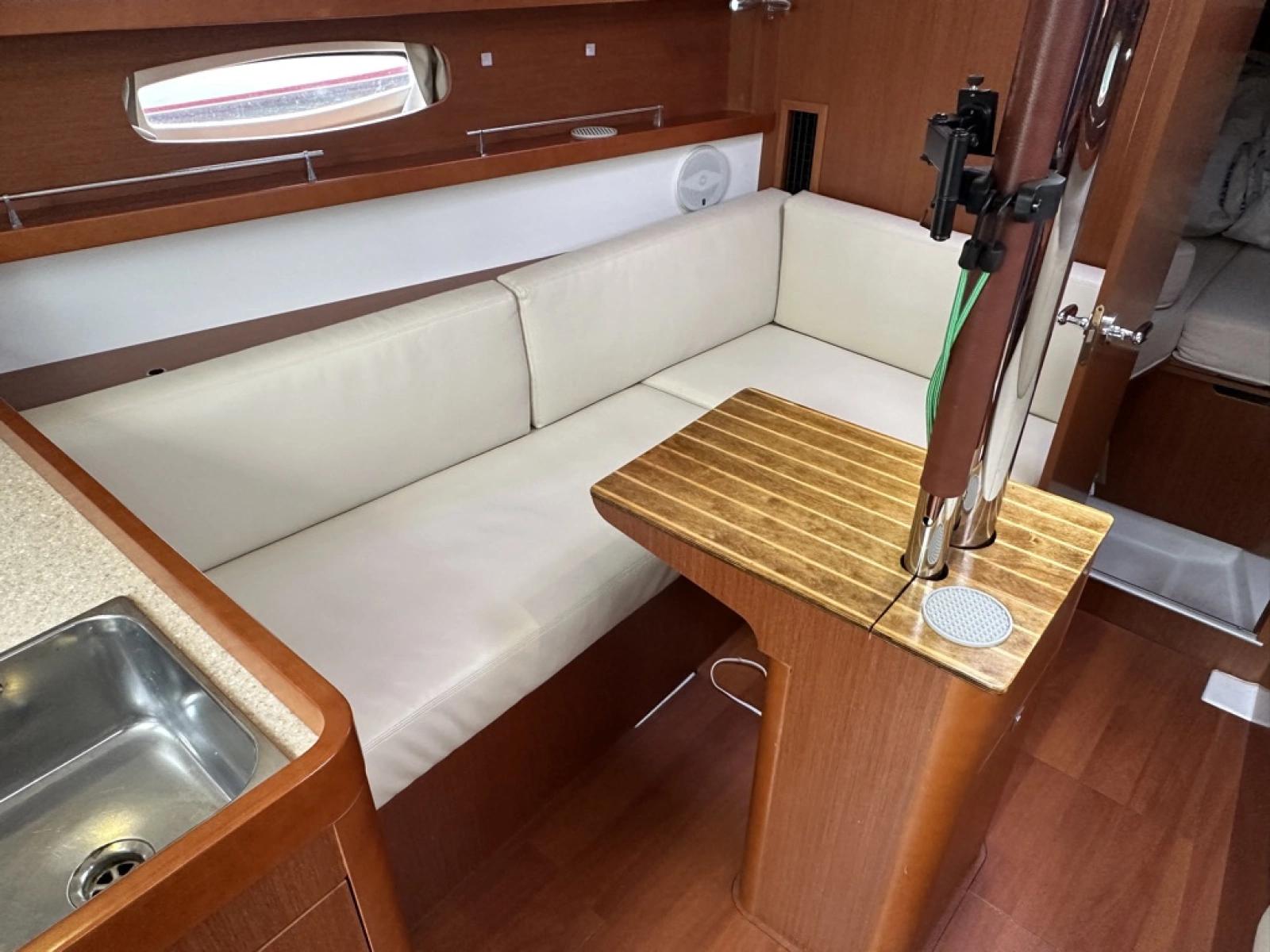 2015 Beneteau 