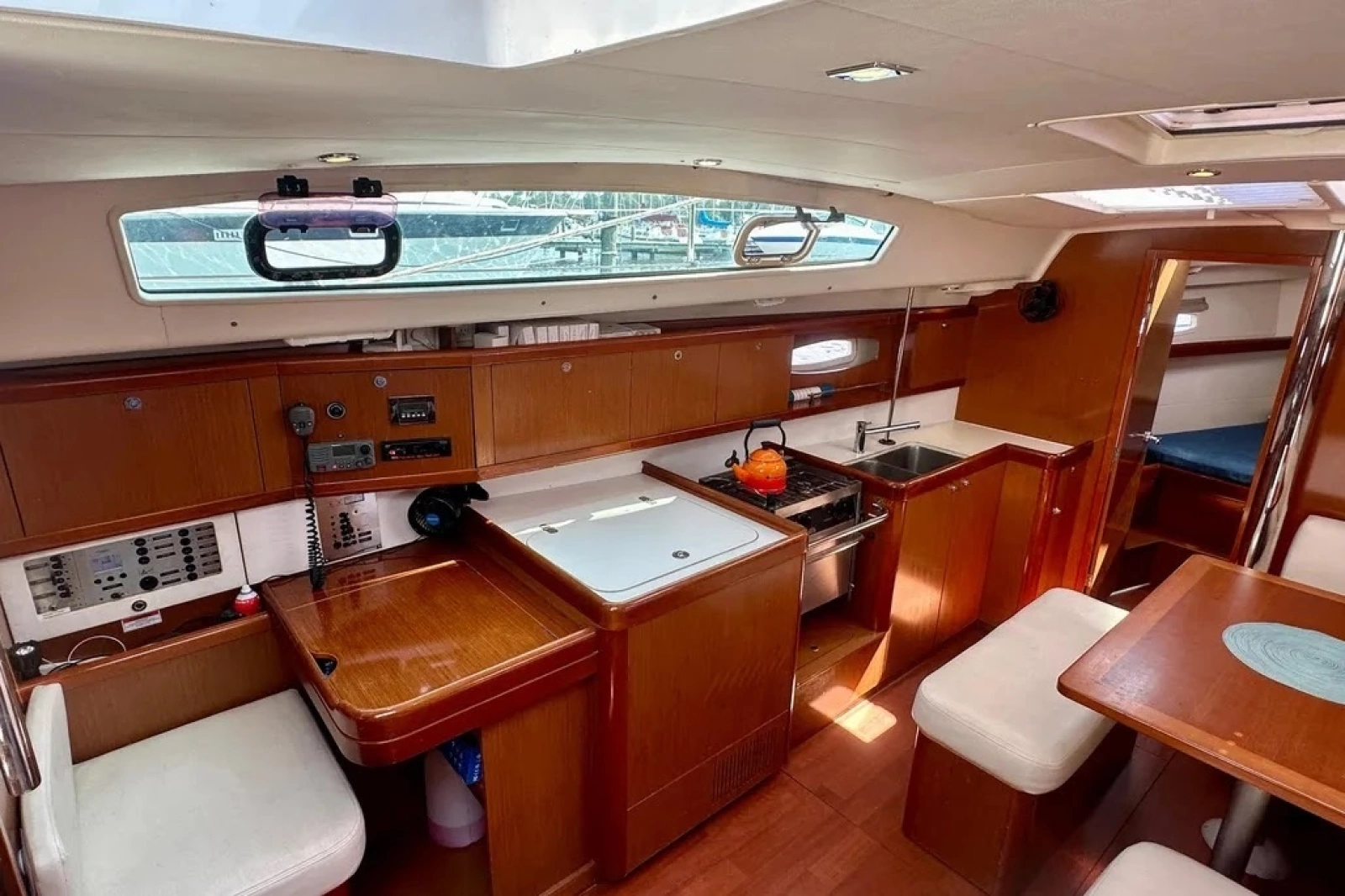 2011 Beneteau 40